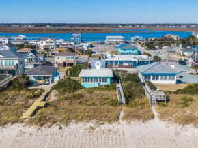 703 By The Sea